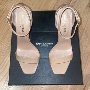 Saint Laurent Patent leather nude sandals size 37.5